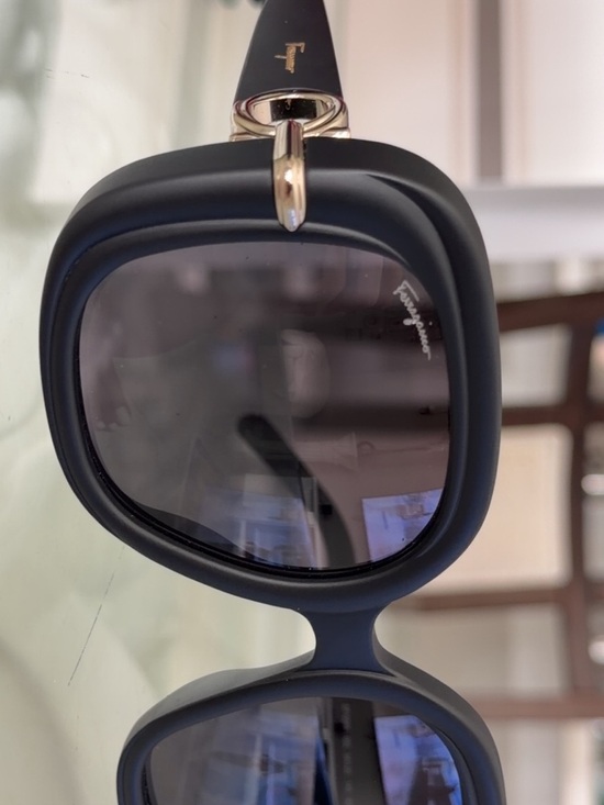 Salvatore Ferragamo Black Square Gradient Lens Sunglasses main image 12